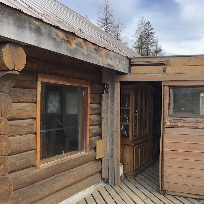 cabin kitchen and chulha